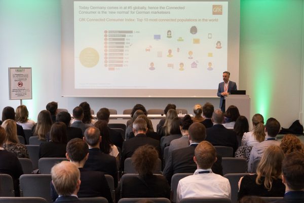 rr16-04-workshop_auf_der_research__results-credit-_dominik_muenich_ab0a2166
