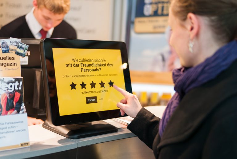 Spectos-Mobility-Terminal-Kundencenter-DVB-Fahrgastbefragung Terminal zur Erfassung des Net Promoter Score