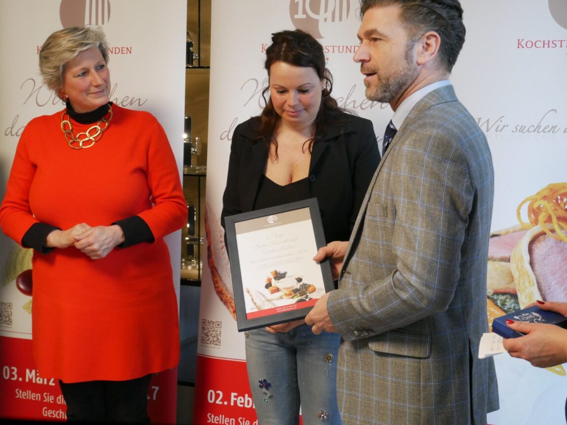 Zur Preisverleihung der Kochsternstunden Dresden wird das Restaurant mit den besten Bewertungen zum Gewinner gekürt. Preisverleihung bei den Kochsternstunden Dresden