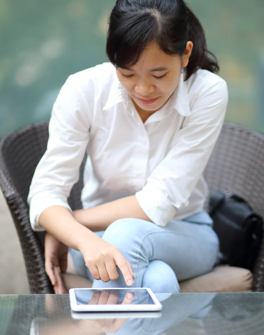 By using various communication channels, Domino's Pizza Vietnam is able to take greater account of individual user habits in order to receive even more feedback from its guests. Tablet for feedback at Domino's Pizza Vietnam